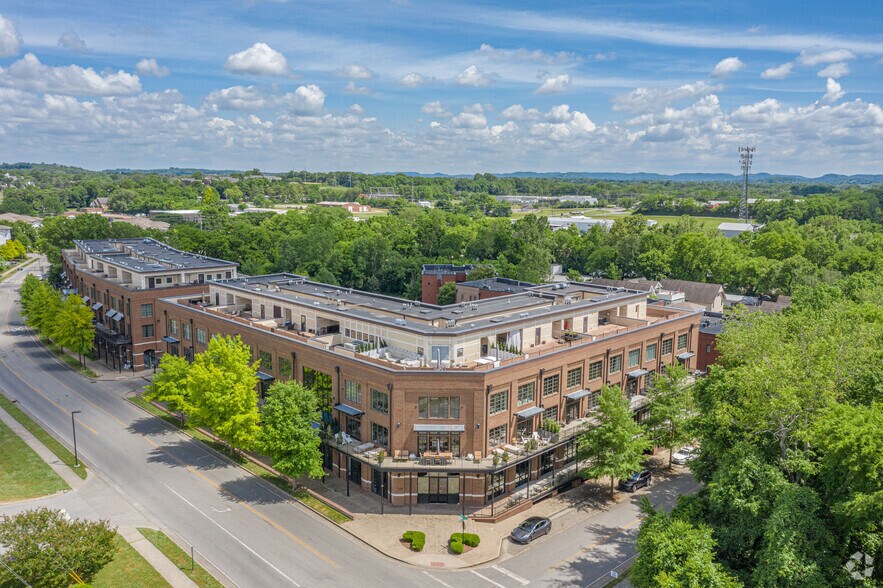 320 Liberty Pike, Franklin, TN for rent - Building Photo - Image 3 of 4