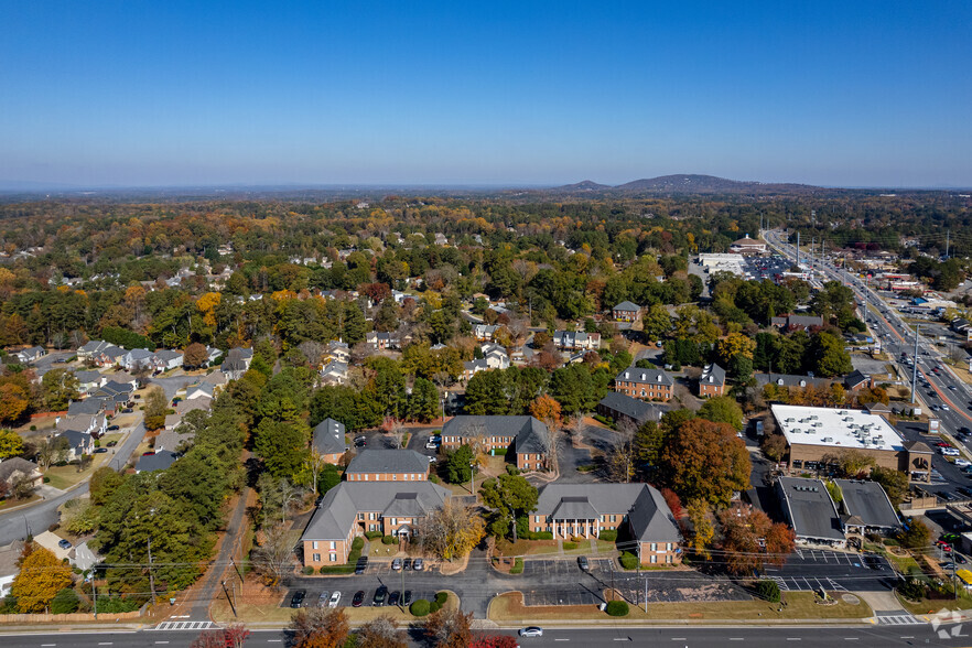 1853 Piedmont Rd, Marietta, GA for sale - Aerial - Image 2 of 4