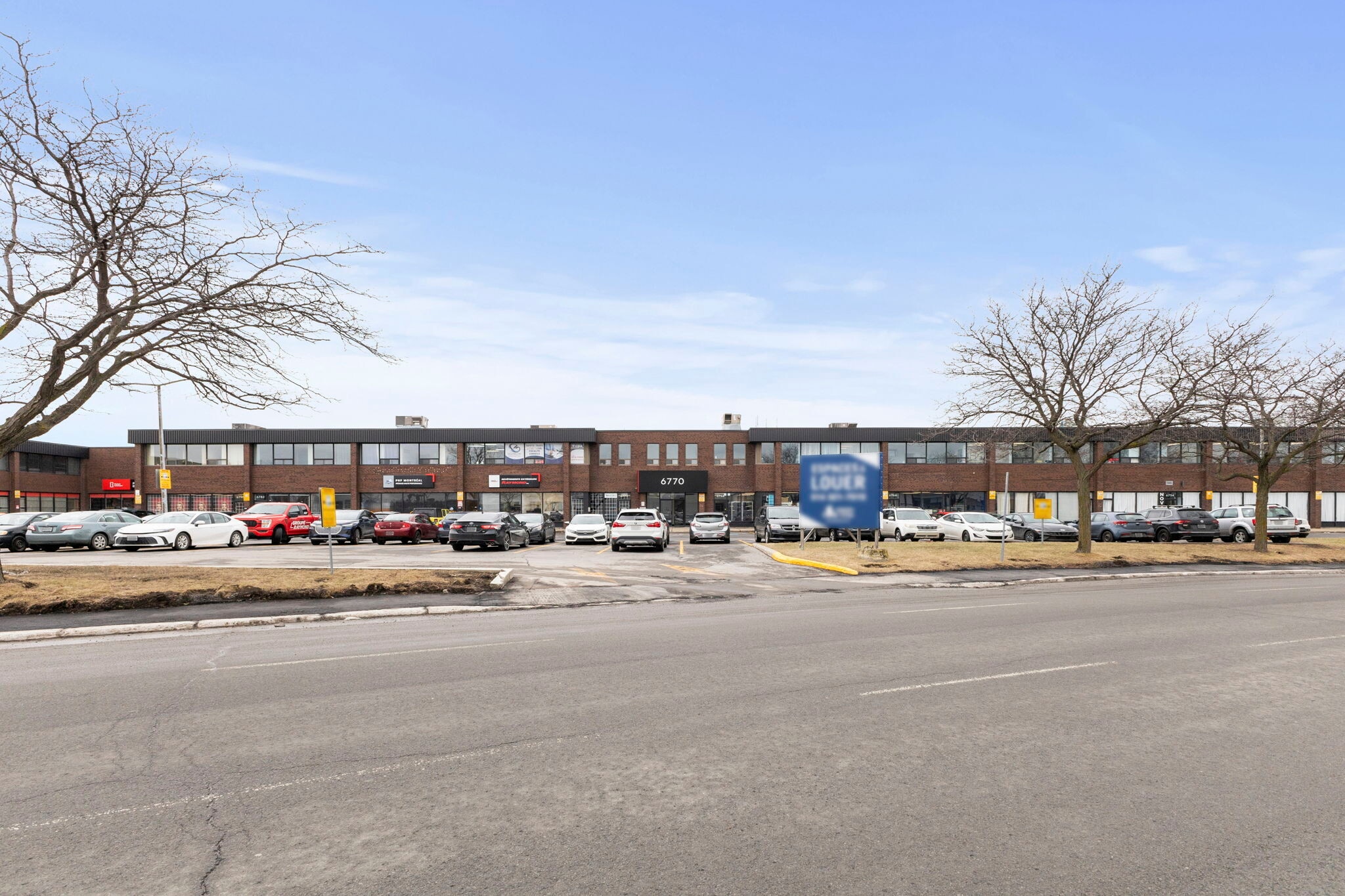 6742-6846 Rue Jarry E, Montréal, QC to rent Building Photo- Image 1 of 21