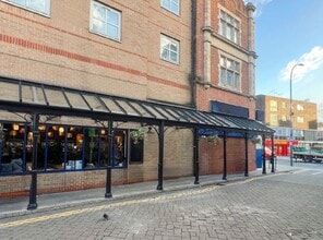 120-124 King St, London to rent Building Photo- Image 2 of 6