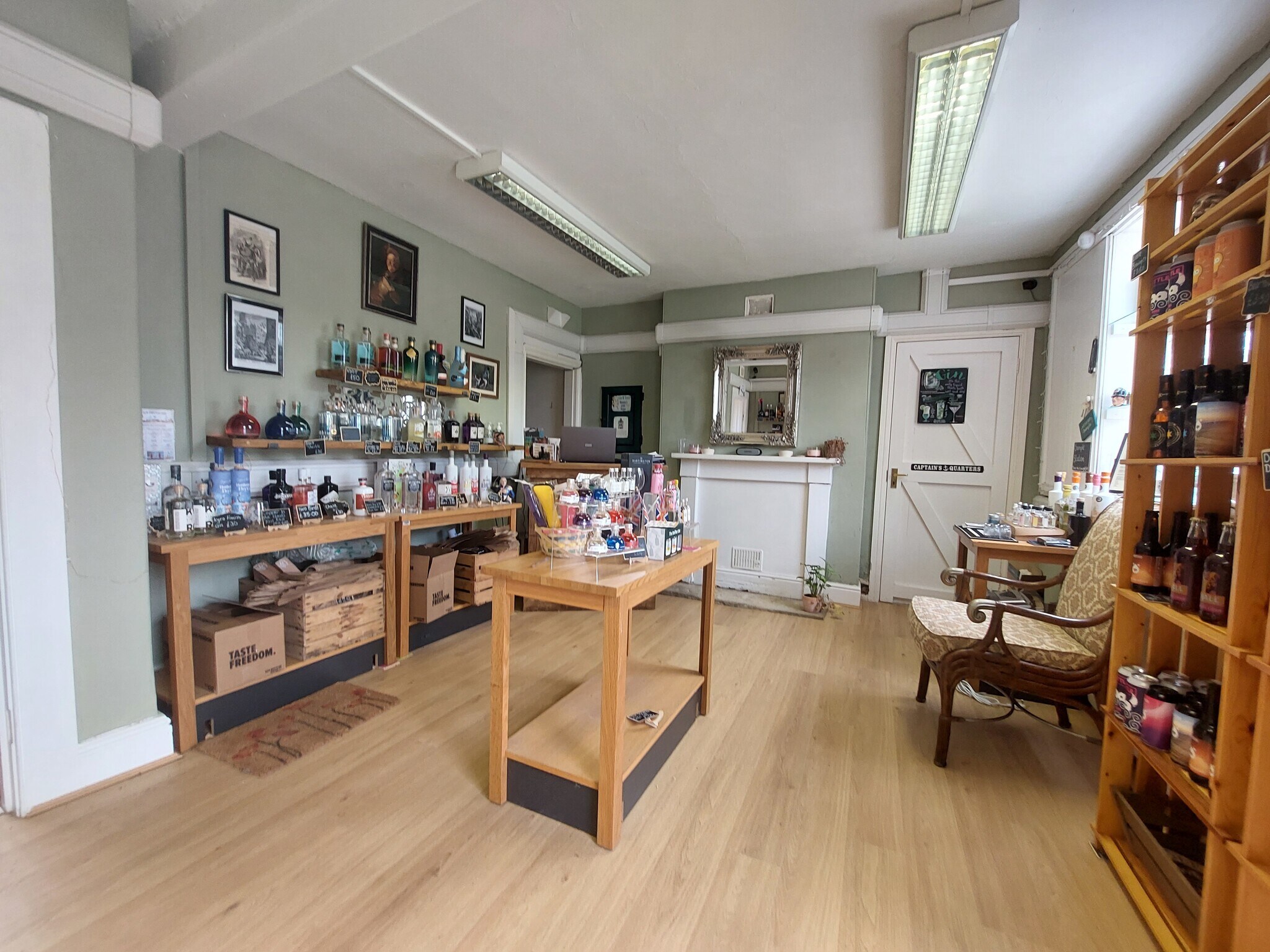 Sudbury Courtyard, Main Road, Sudbury, Ashbourne to rent Interior Photo- Image 1 of 2