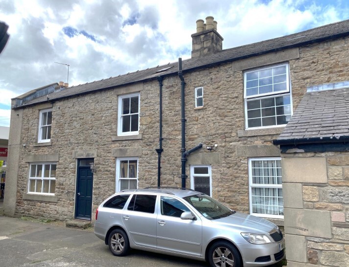 Main St, Corbridge for rent - Primary Photo - Image 1 of 1