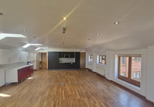 Watling St, Lutterworth to rent Interior Photo- Image 2 of 2