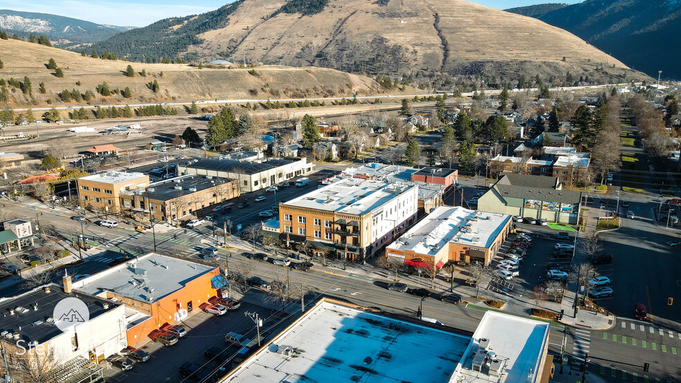 424 N Higgins Ave, Missoula, MT for rent - Aerial - Image 3 of 17