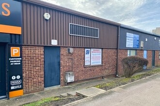 Latimer Rd, Luton to rent Building Photo- Image 2 of 2