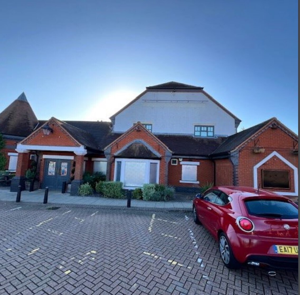 6 Waterson Vale, Chelmsford for sale Primary Photo- Image 1 of 1