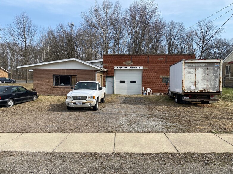 4590 Eagle Creek Rd, Leavittsburg, OH for rent - Building Photo - Image 1 of 10