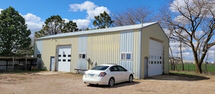 1204 W Cedar St, Beresford, SD for sale Building Photo- Image 1 of 2