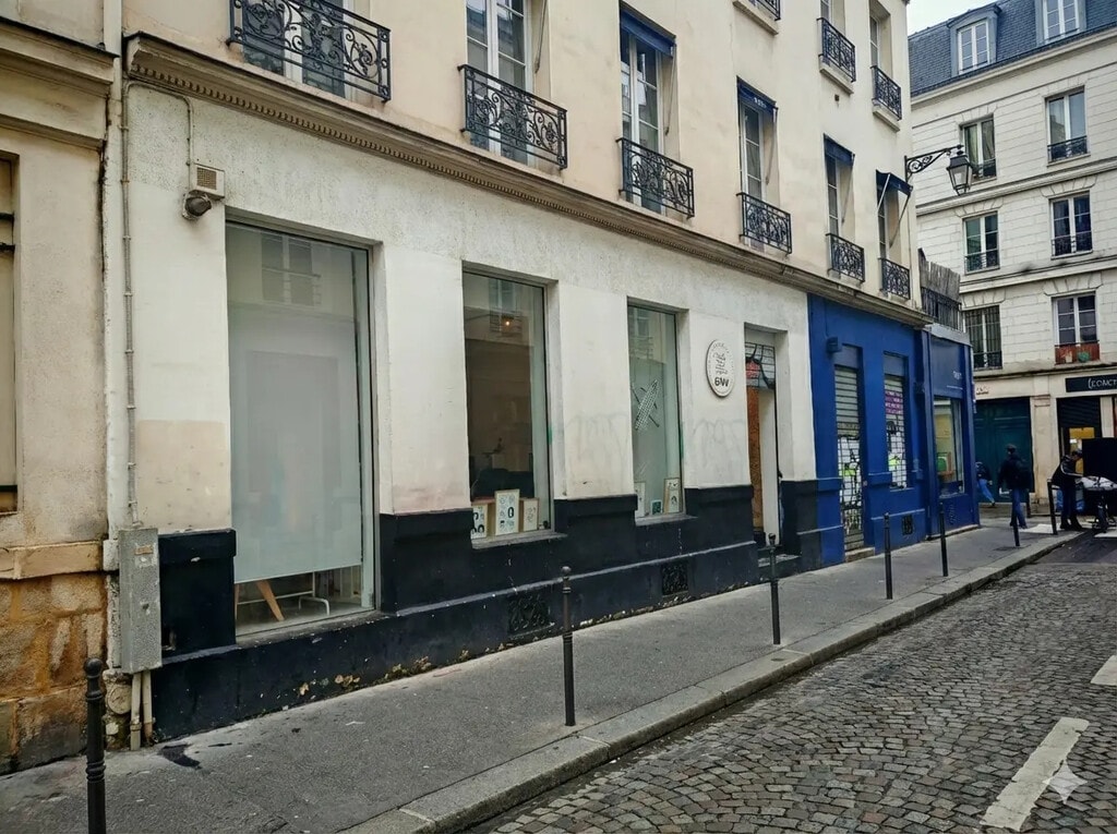 Location Bureaux 71 m² - Photo 1