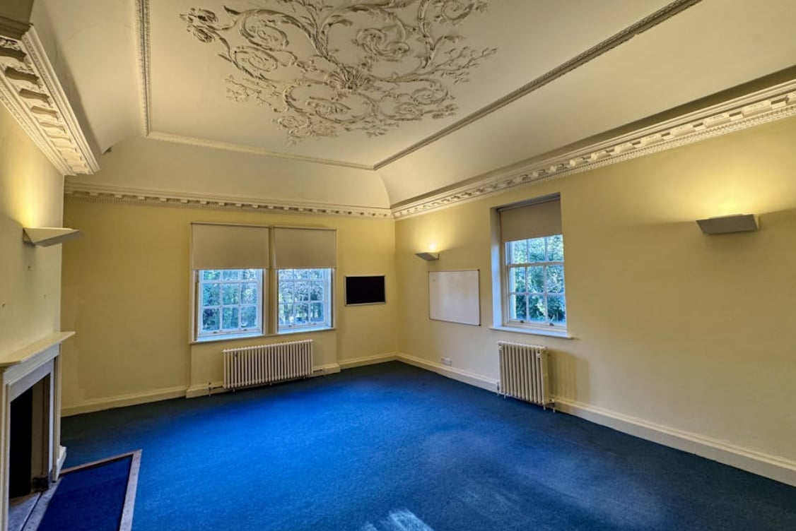 Aykley Heads, Durham to rent Interior Photo- Image 1 of 2