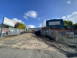 Dudley Rd, Halesowen for rent Building Photo- Image 2 of 10