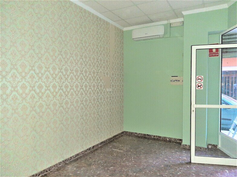 Prior, 5, Alzira, Valencia to rent - Interior Photo - Image 1 of 10