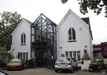 5 Manfred Rd, London to rent - Primary Photo - Image 1 of 3