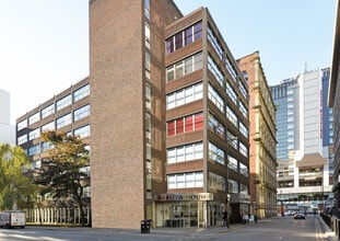 4 Minshull St, Manchester to rent Building Photo- Image 2 of 9