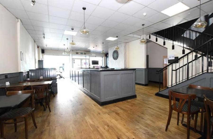 3 Chapell Hl, Lisburn for sale - Interior Photo - Image 3 of 8