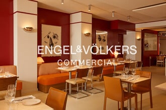 Retail in Barcelona, Barcelona to rent Interior Photo- Image 2 of 19