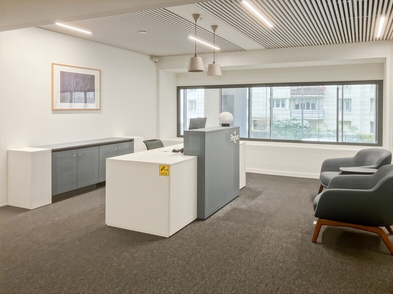 Co-working Space in Paris to rent - Interior Photo - Image 3 of 22
