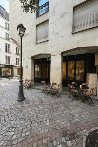 More details for 1 Place De Thorigny, Paris - Retail to Rent