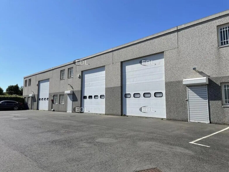 Light Industrial in Ennery to rent - Building Photo - Image 1 of 7