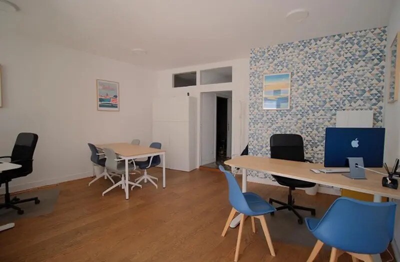 Retail in Bordeaux to rent - Interior Photo - Image 2 of 5