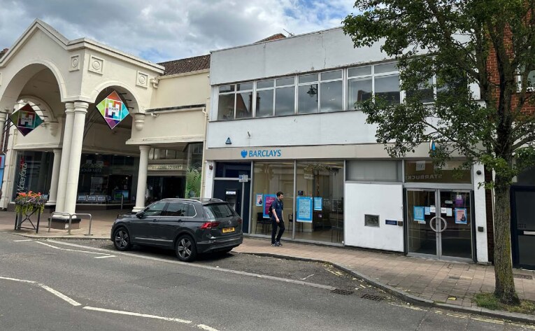 255 Fleet Rd, Fleet for sale Building Photo- Image 1 of 1