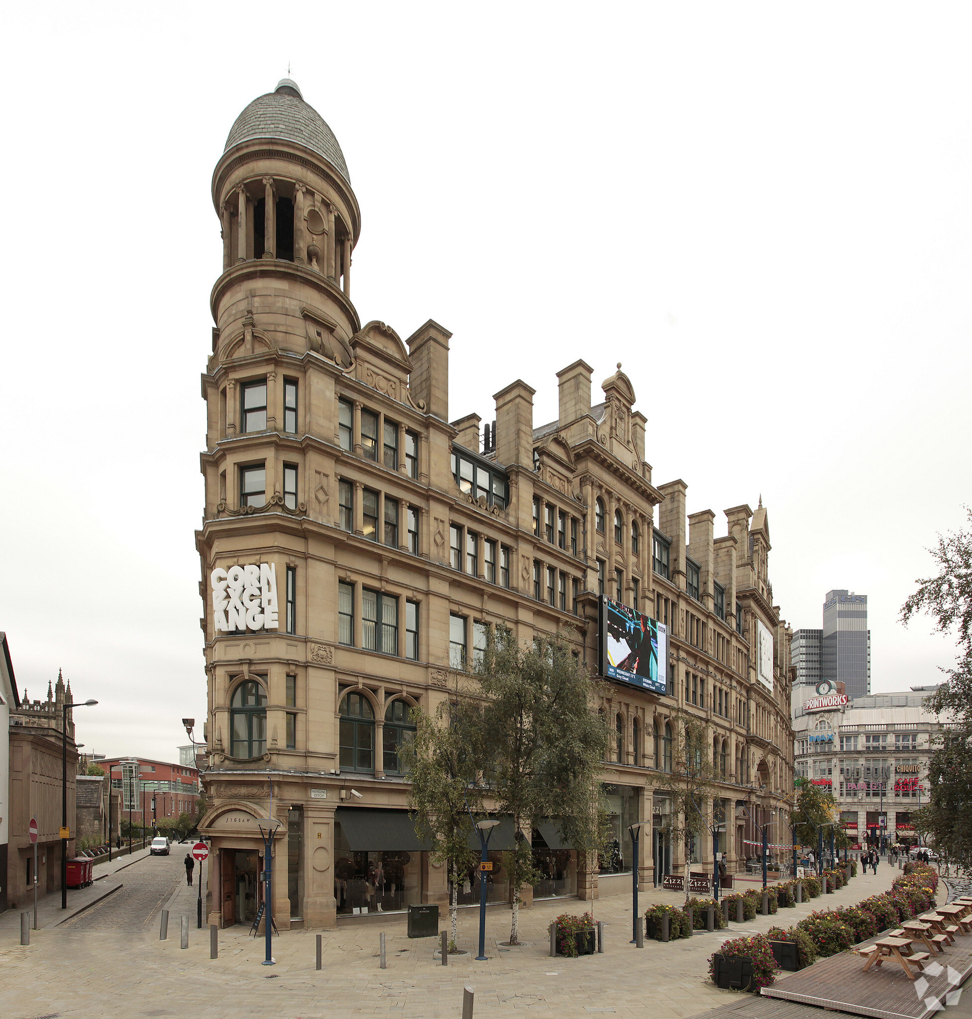 Exchange Sq, Manchester for rent Building Photo- Image 1 of 18