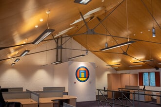 Eastern Rd, Bracknell to rent Interior Photo- Image 2 of 5