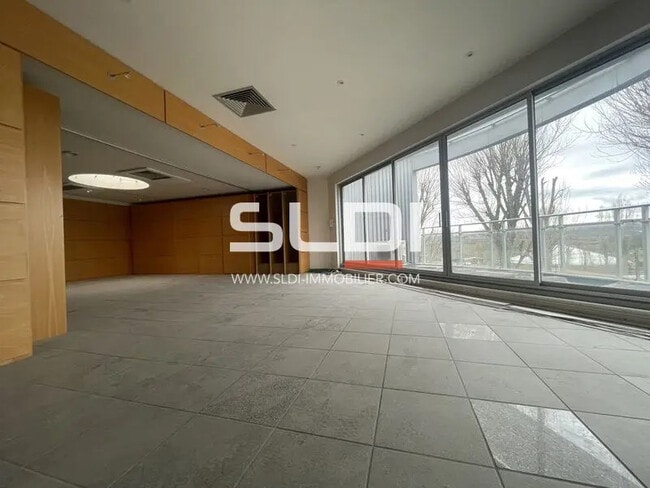 Location Bureaux 150 m² à 400 m²