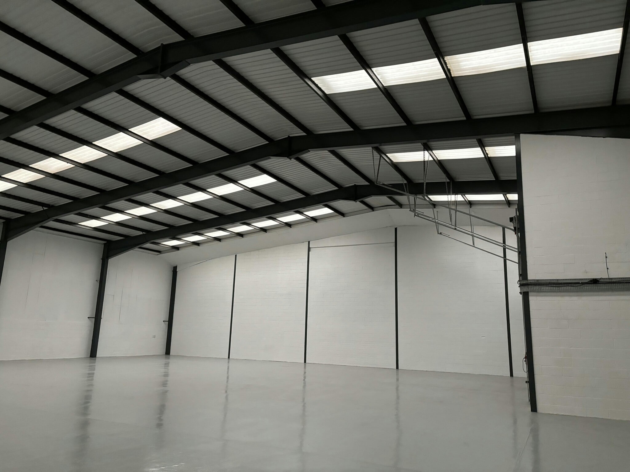 Victoria Rd, London to rent Interior Photo- Image 1 of 2