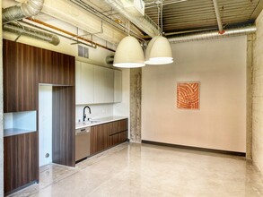 671 Mill St, Los Angeles, CA for rent Building Photo- Image 1 of 4