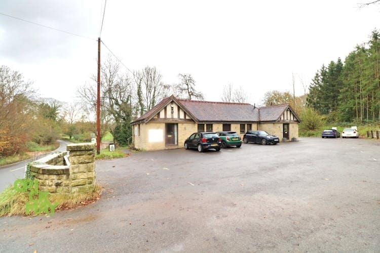 Borde Hill Ln, Haywards Heath to rent - Building Photo - Image 2 of 3