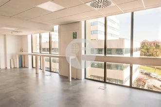 Office in Sant Just Desvern, Barcelona to rent Interior Photo- Image 2 of 27