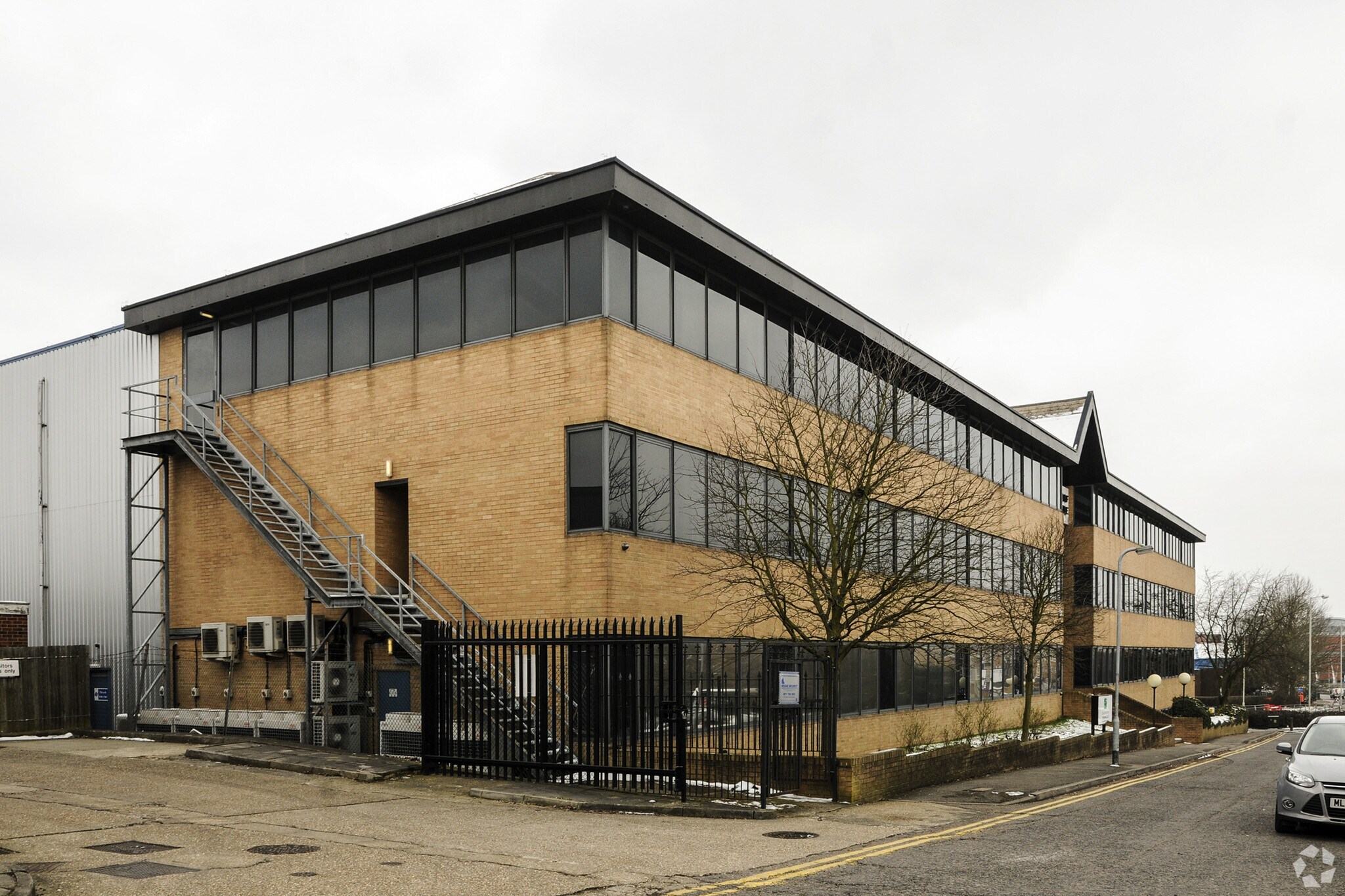 1 Elstree Way, Borehamwood for sale Primary Photo- Image 1 of 1