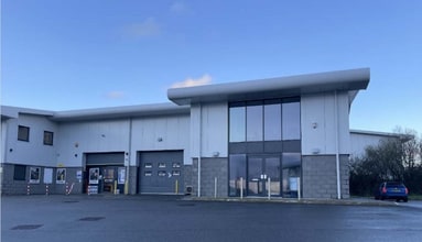 7 Warren Rd, Indian Queens to rent Building Photo- Image 2 of 3