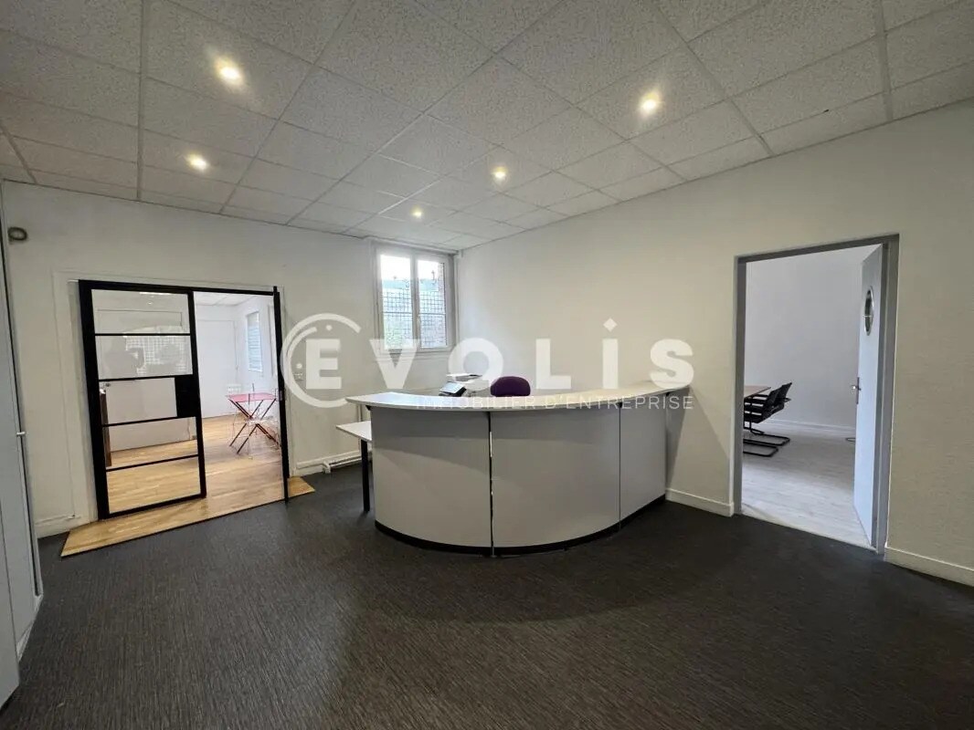 Office in Amiens to rent Interior Photo- Image 1 of 6