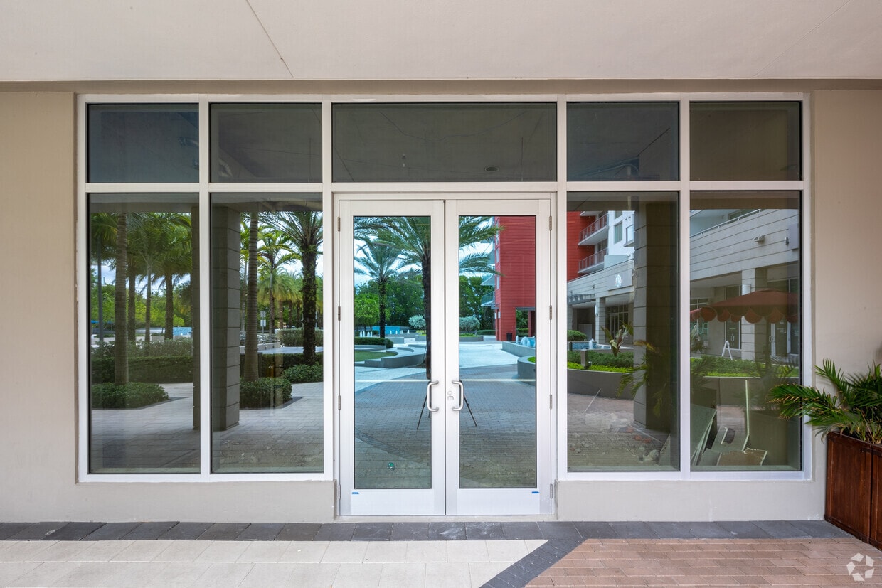 7671 NW 107th Ave, Doral, FL to rent Building Photo- Image 1 of 9