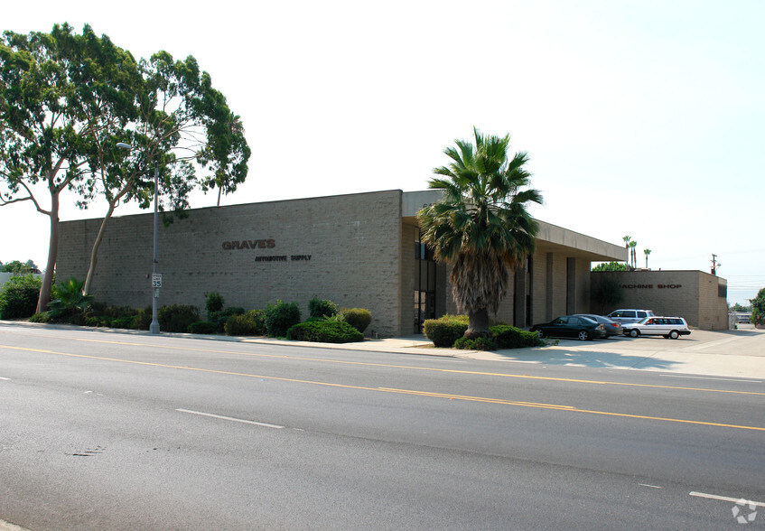 645 W Holt Blvd, Ontario, CA for rent - Primary Photo - Image 1 of 2