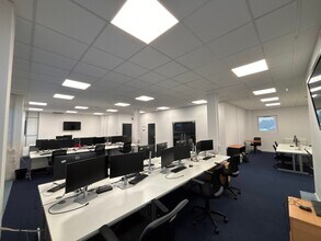 Gemini Cres, Dundee to rent Interior Photo- Image 2 of 3