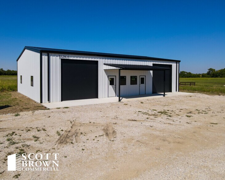 5434 Hopkins Rd, Krum, TX for sale - Building Photo - Image 1 of 1