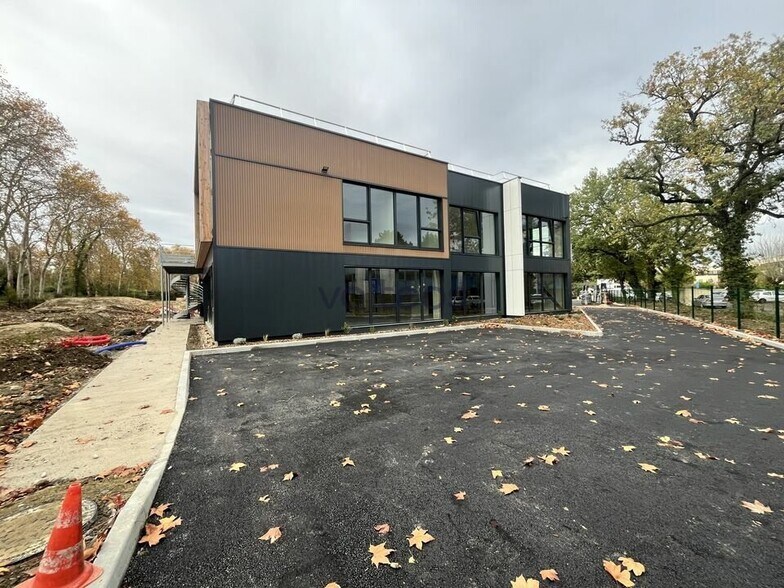Office in Ramonville-Saint-Agne for sale - Building Photo - Image 2 of 12