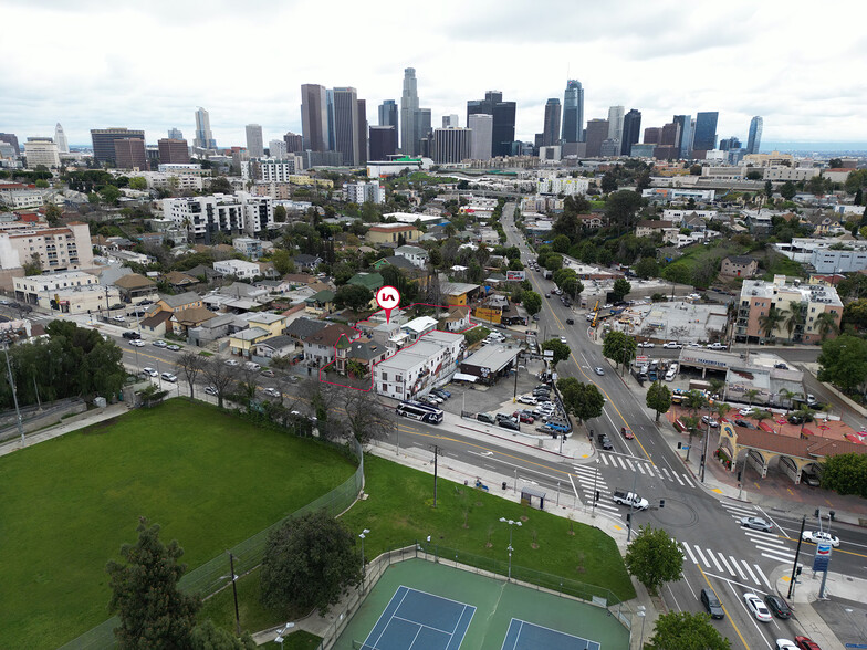 1523,1525 Cortez St & 1530 W Temple St portfolio of 3 properties for sale on LoopNet.co.uk - Aerial - Image 1 of 11