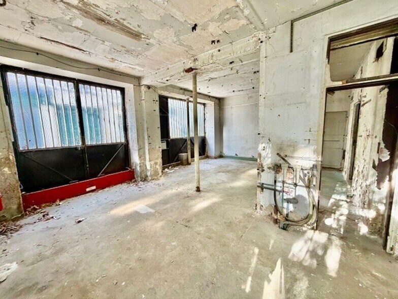 Office in Paris for sale - Building Photo - Image 3 of 11