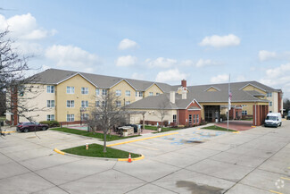 Homewood Suites by Hilton Toledo Maumee Ohio - Commercial Property