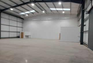 Clywedog Rd N, Wrexham to rent Interior Photo- Image 1 of 3