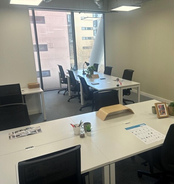 13-19 Oxford Rd, Bournemouth to rent - Building Photo - Image 3 of 4