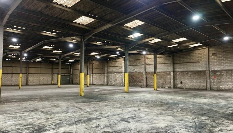 Trafford Park Rd, Manchester for sale - Building Photo - Image 3 of 9