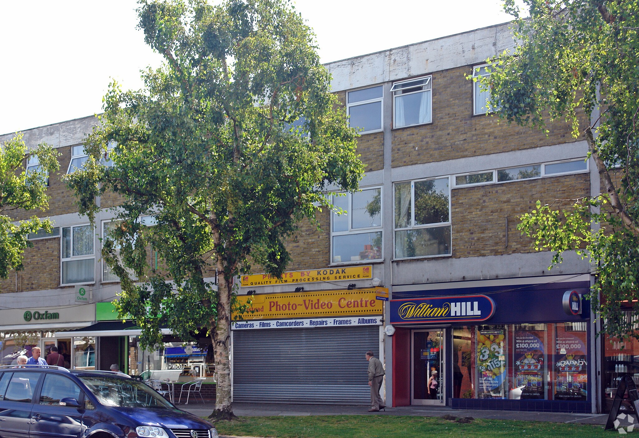 90 High St, Banstead for sale Primary Photo- Image 1 of 1