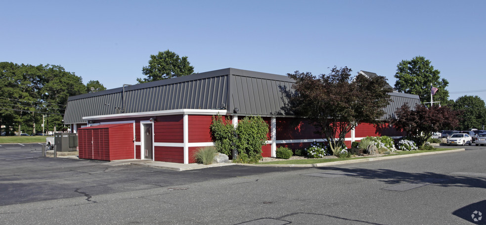 2220 Nesconset Hwy, Stony Brook, NY for rent - Building Photo - Image 2 of 5