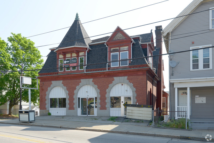 555 Broad St, Central Falls, RI for sale - Primary Photo - Image 1 of 1