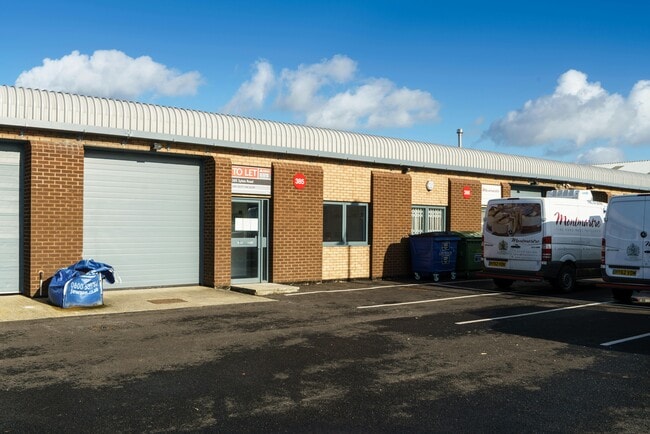 More details for 382-388 Sykes Rd, Slough - Industrial to Rent
